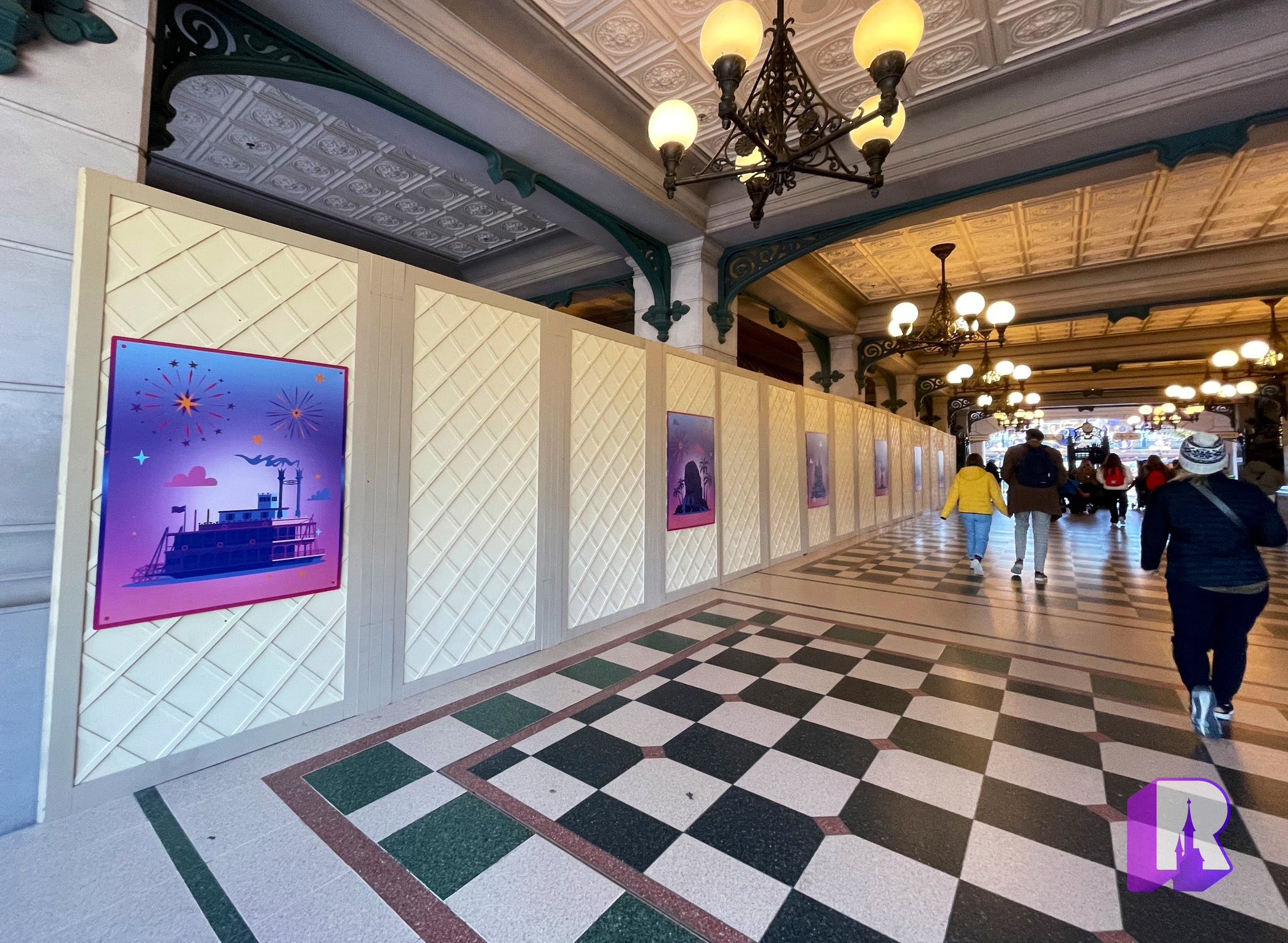 DLP Report on X: 🛍 The 2024 Disneyland Paris calendar is now