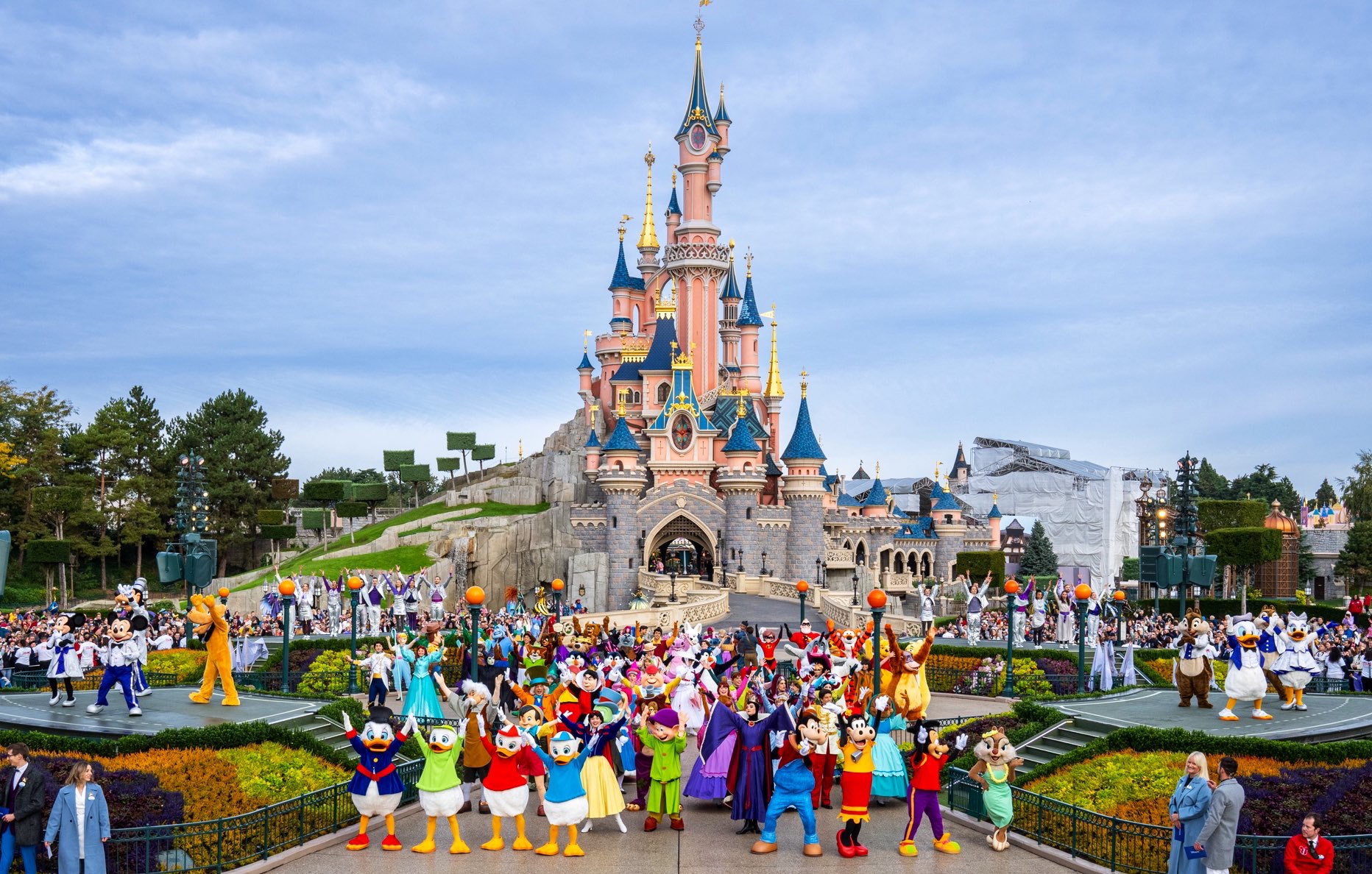 Disneyland Paris has launched a website full of fun activities to