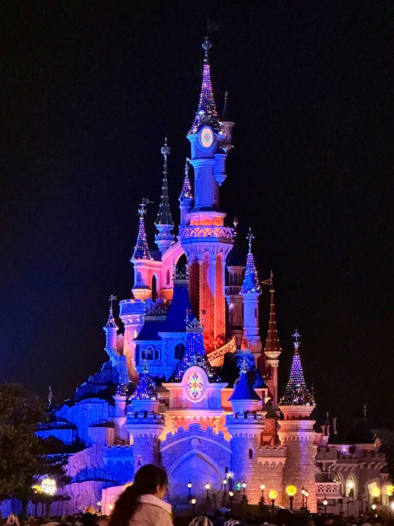 Disneyland Paris News & Photo Report 149 Dec 25, 2023 Jan 7, 2024